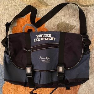 Mountain Terrain I RUGGED EQUIPMENT I Green Messenger Bag Satchel